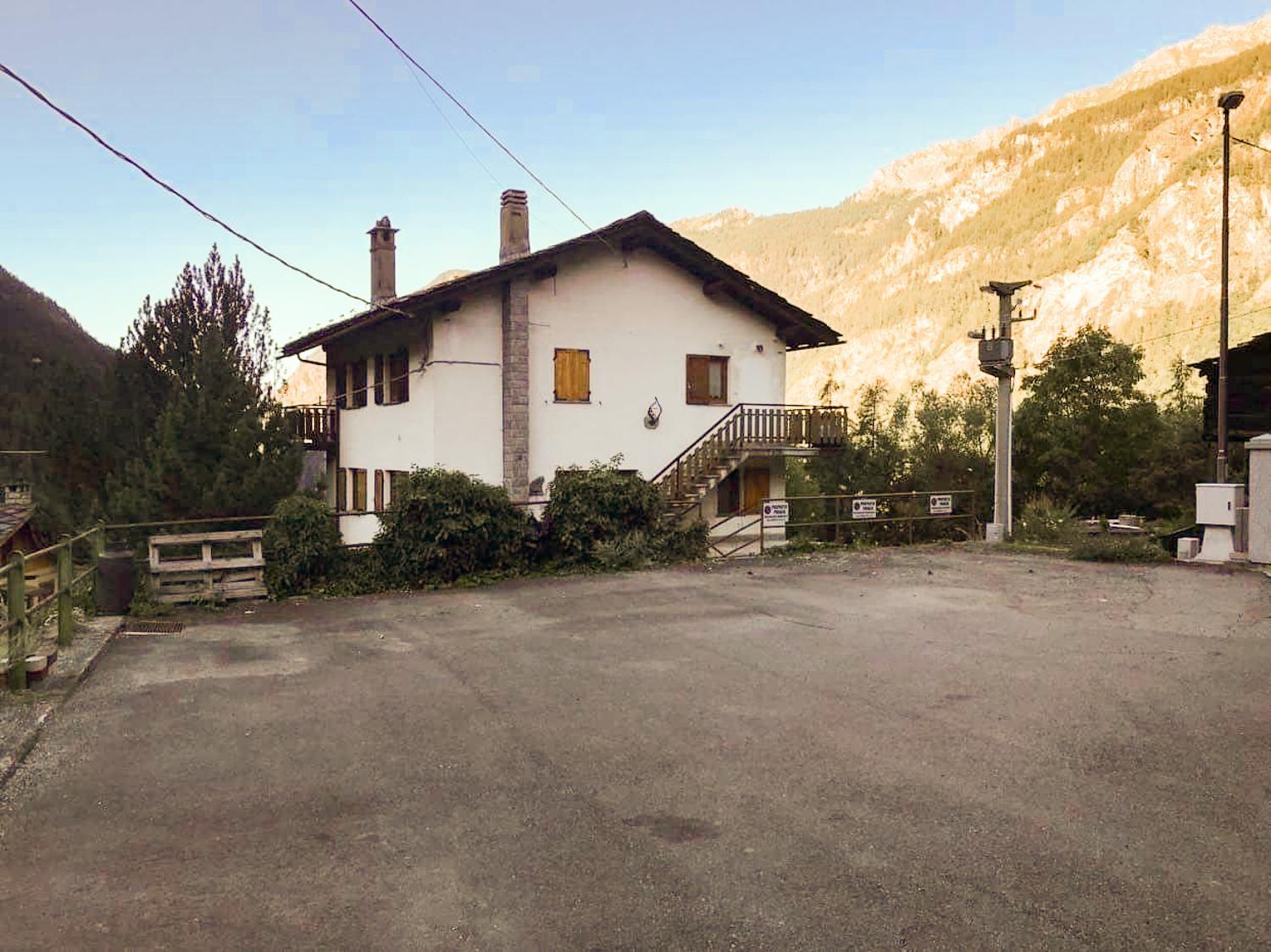 Relax & Sports -Cervinia- Maison Valtournenche Εξωτερικό φωτογραφία